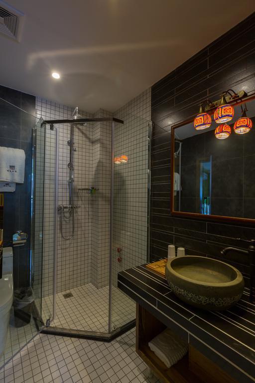 Moon Flower Hotel Guilin Buitenkant foto