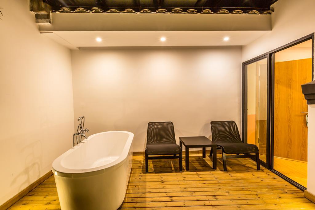 Moon Flower Hotel Guilin Buitenkant foto